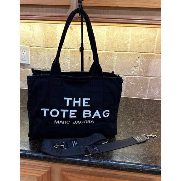 Marc Jacobs Medium The Tote Bag Black EUC - Picture 1 of 6